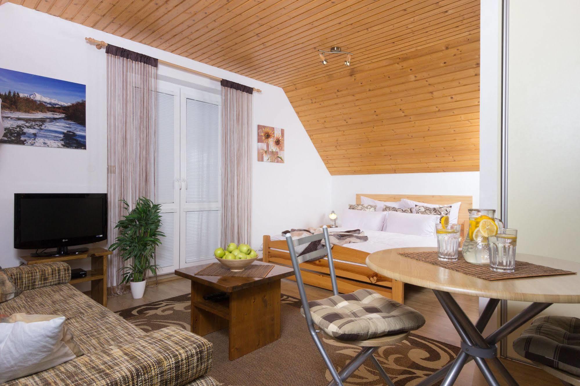 Apartmany Lipka Pavčina Lehota 외부 사진